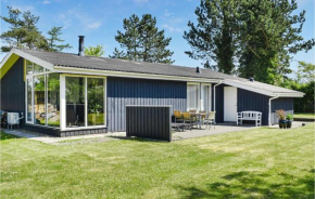 Amazing Home In Ebeltoft With Kitchen, Ebeltoft